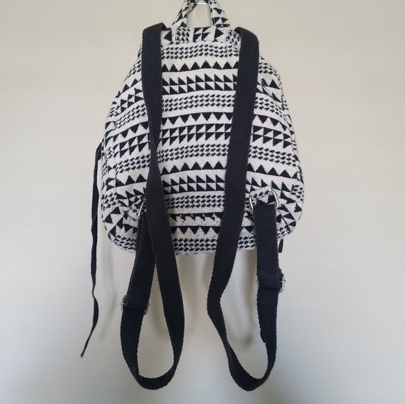 American Eagle Draw String Backpack - Picture 2 of 5